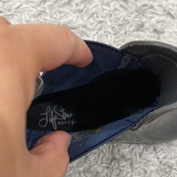 Life Stride Women's Ankle Rainboots (8) - Picture 6 of 6